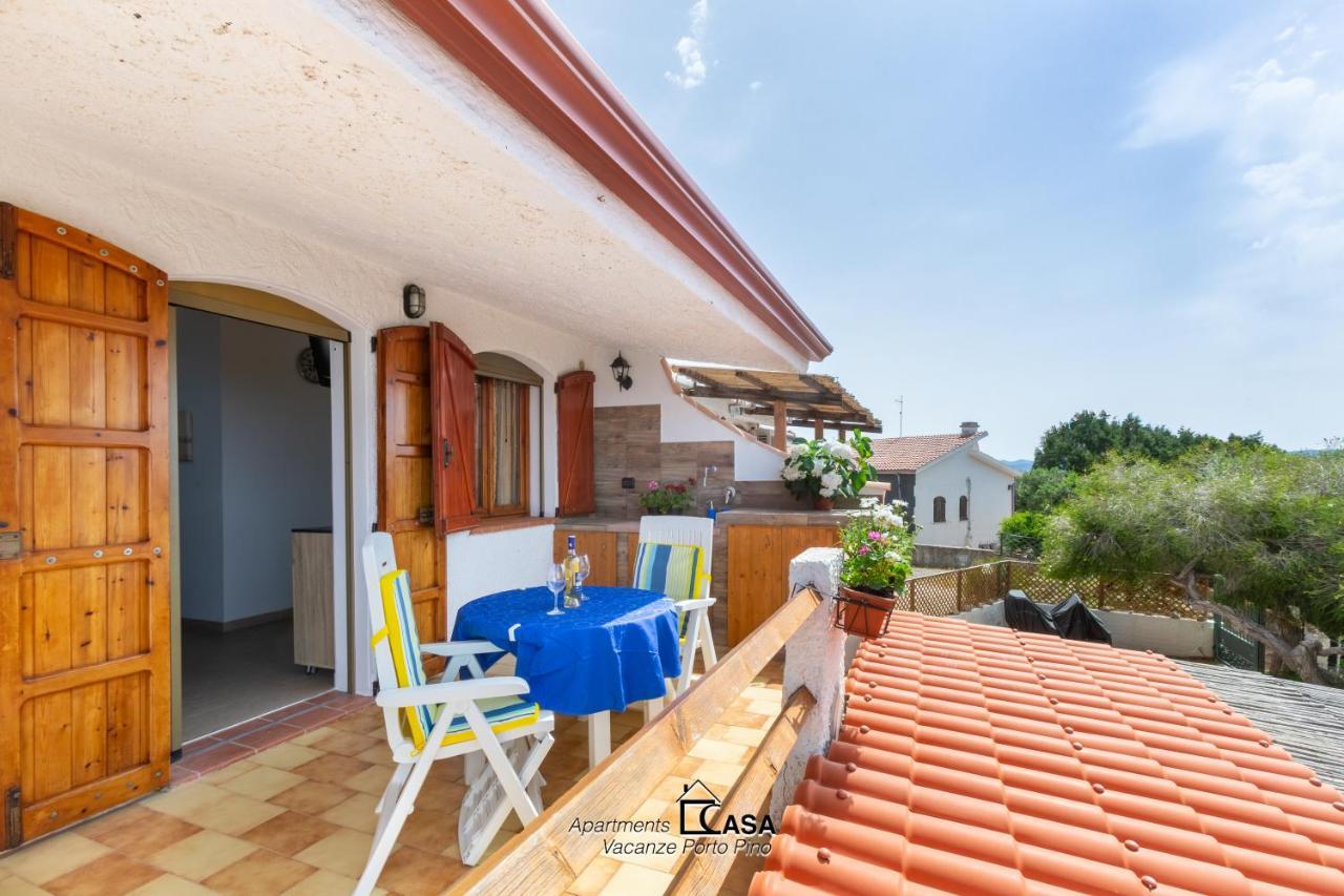 Apartments Casa Vacanze Porto Pino Eksteriør billede