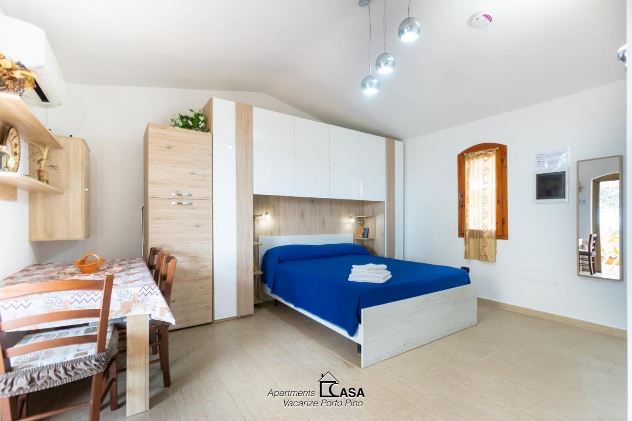 Apartments Casa Vacanze Porto Pino Eksteriør billede