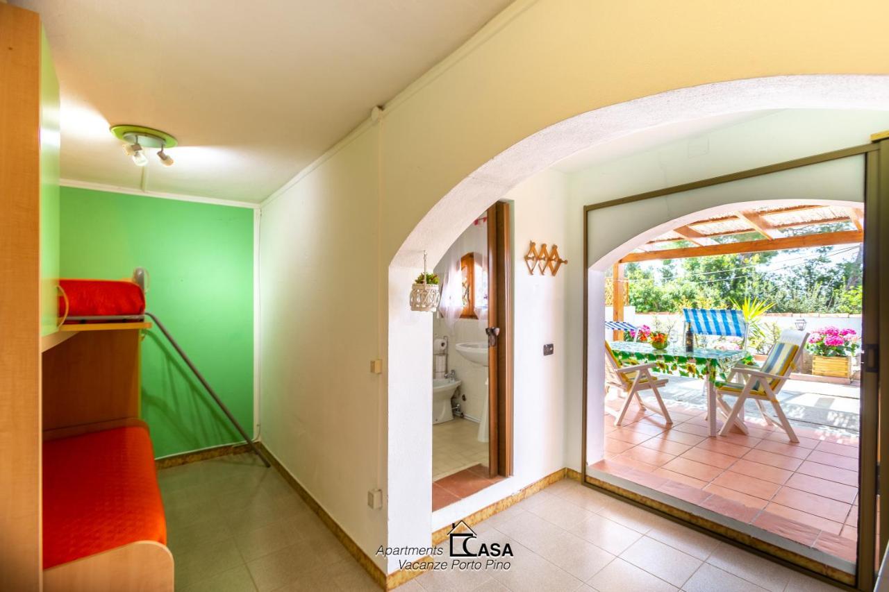 Apartments Casa Vacanze Porto Pino Eksteriør billede