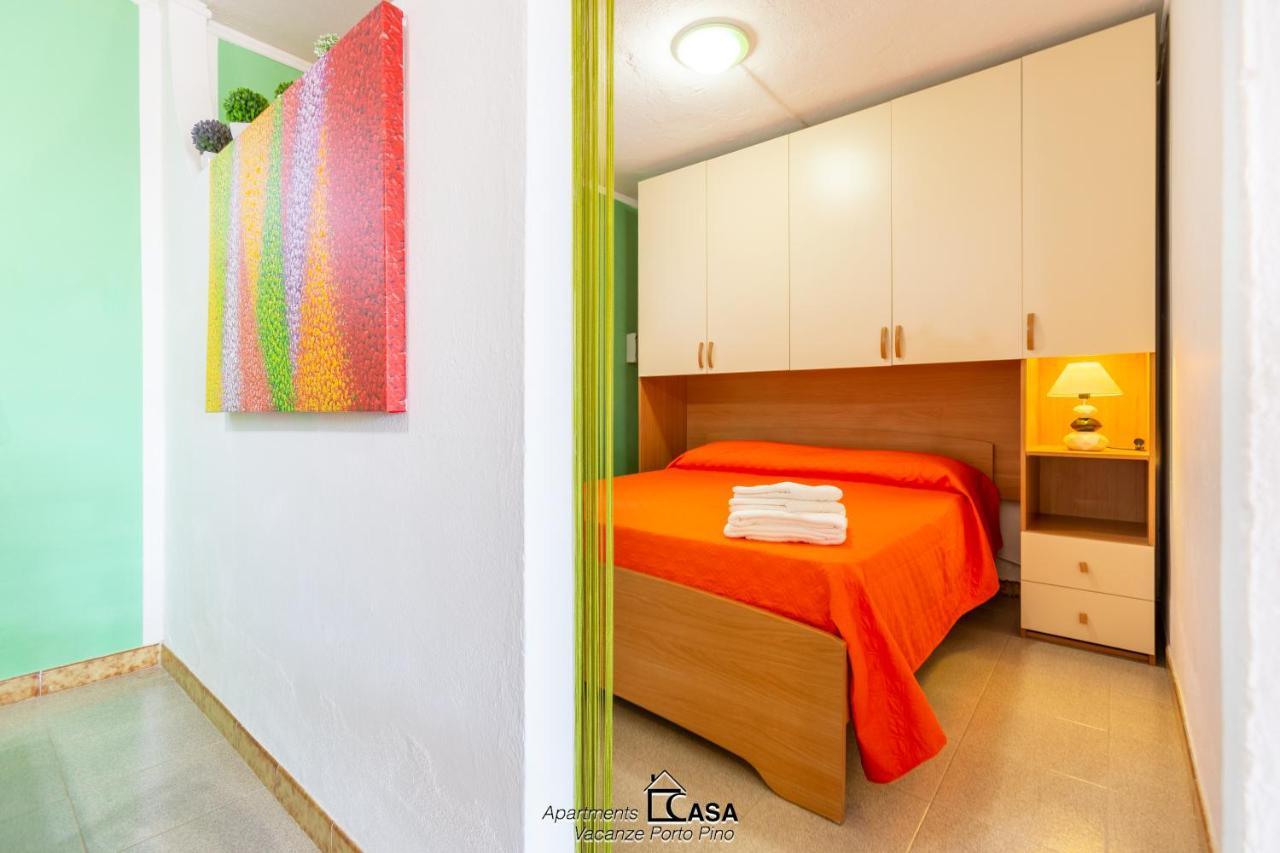 Apartments Casa Vacanze Porto Pino Eksteriør billede