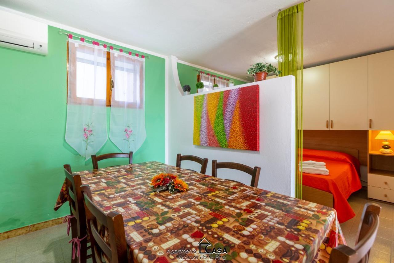 Apartments Casa Vacanze Porto Pino Eksteriør billede