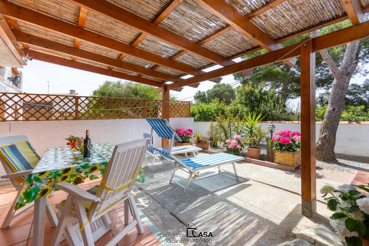 Apartments Casa Vacanze Porto Pino Eksteriør billede