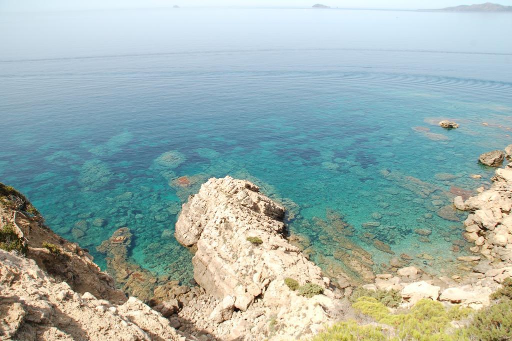 Apartments Casa Vacanze Porto Pino Eksteriør billede