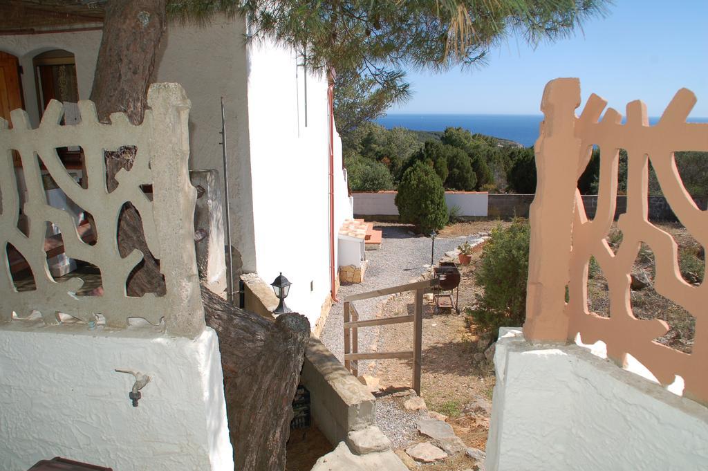 Apartments Casa Vacanze Porto Pino Eksteriør billede